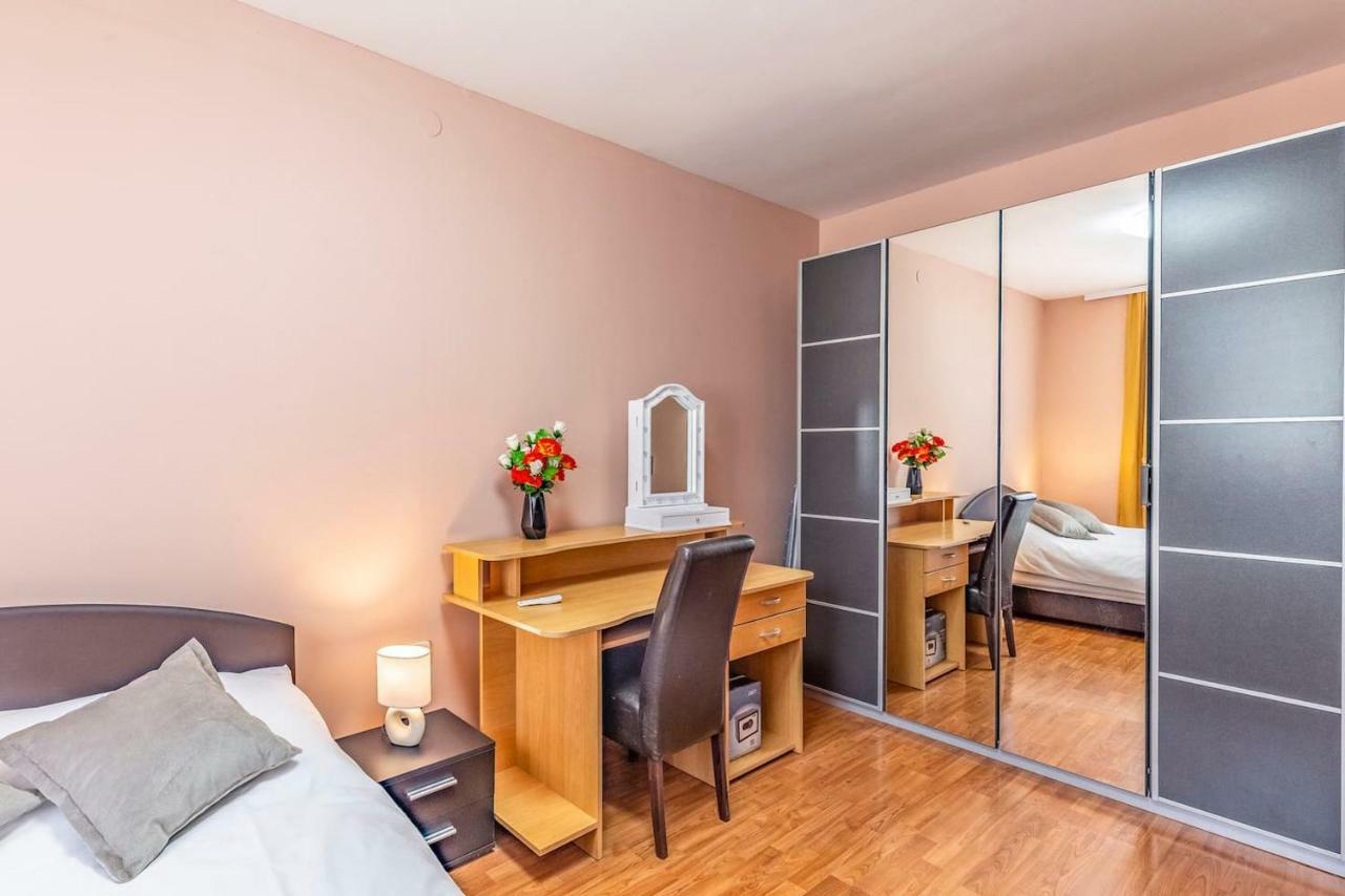 All Seasons Apartment Πούλα Εξωτερικό φωτογραφία