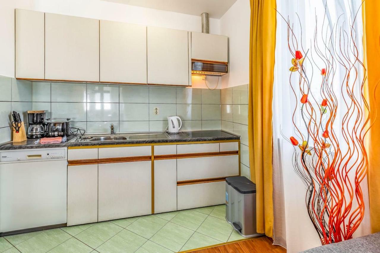 All Seasons Apartment Πούλα Εξωτερικό φωτογραφία