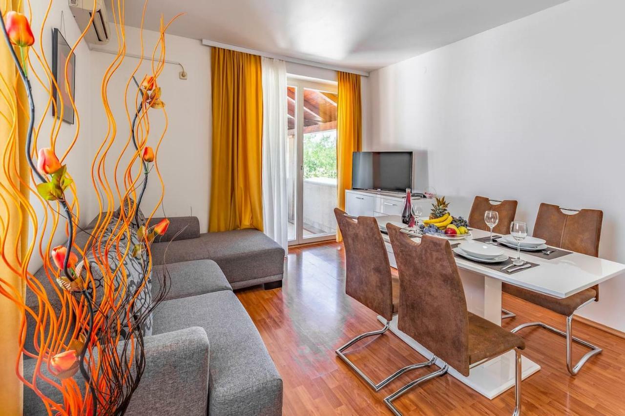 All Seasons Apartment Πούλα Εξωτερικό φωτογραφία